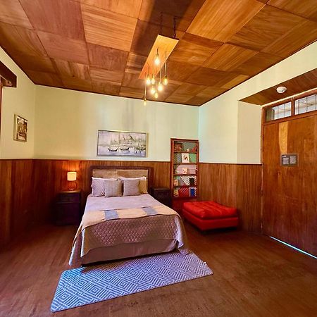 Hotel Mucha Quetzaltenango Exterior photo